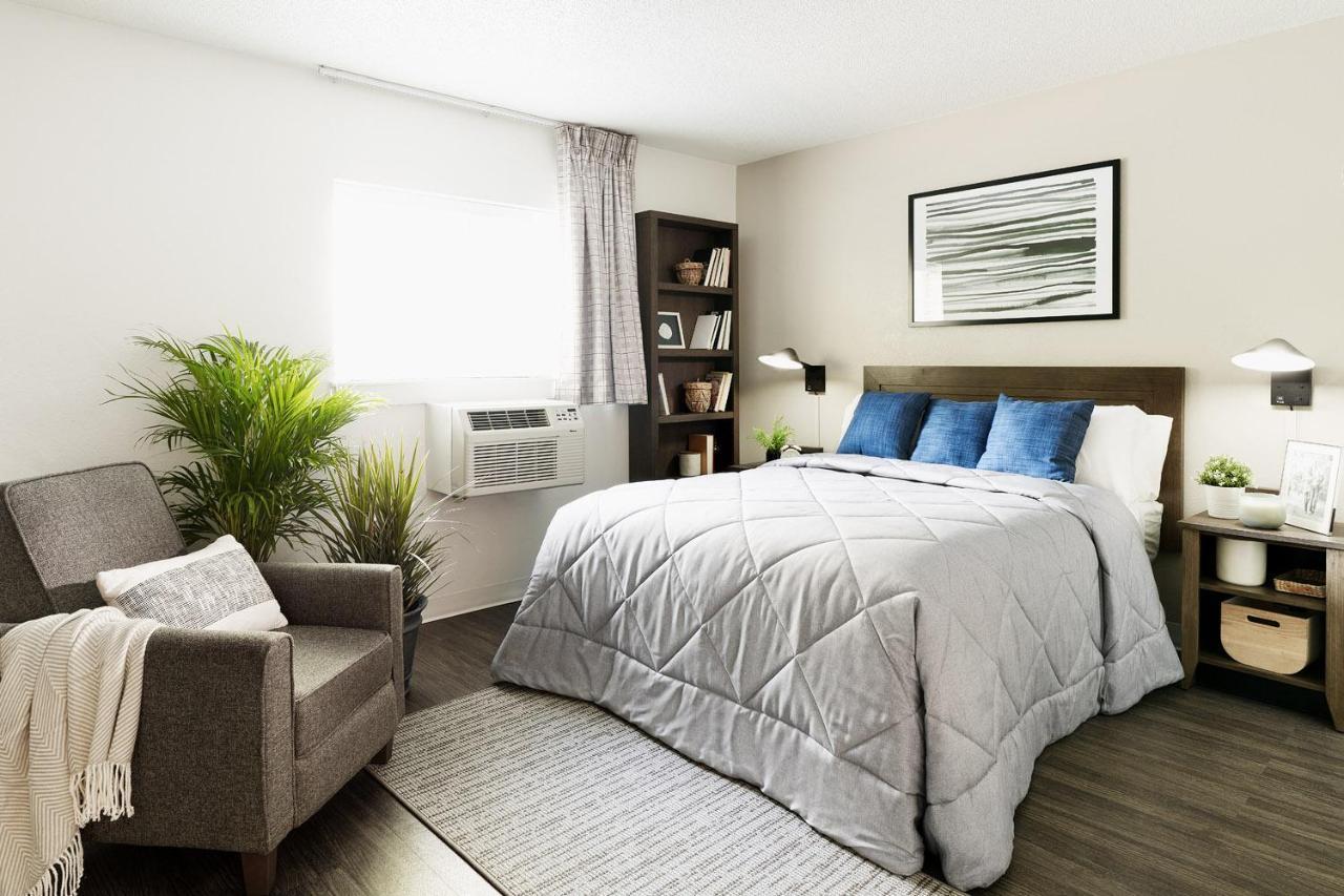 Intown Suites Extended Stay Greensboro Nc - Lanada Екстериор снимка