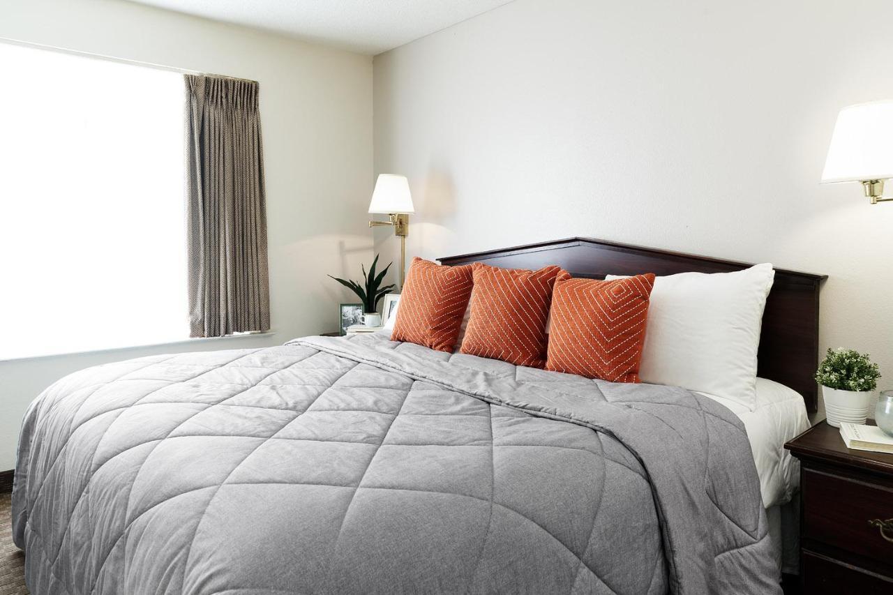 Intown Suites Extended Stay Greensboro Nc - Lanada Екстериор снимка