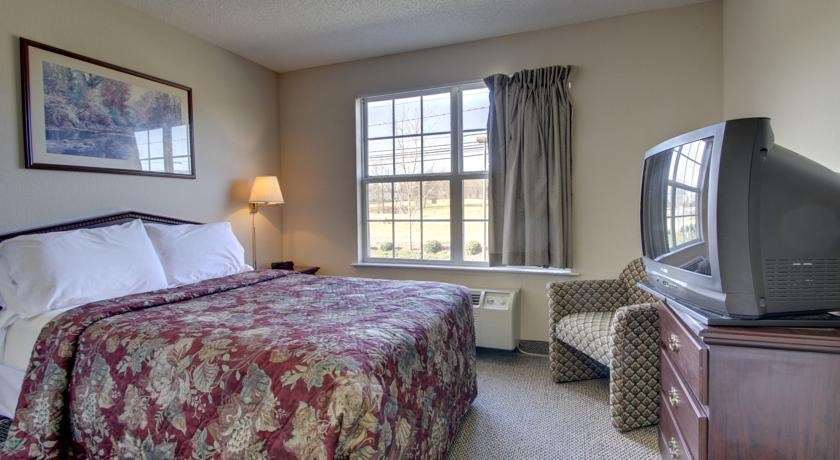 Intown Suites Extended Stay Greensboro Nc - Lanada Стая снимка